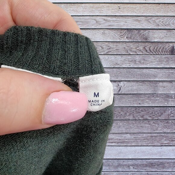 Gap Women's Cardigan Sweater Green Medium Button-up Long Sleeve - Picture 5 of 6